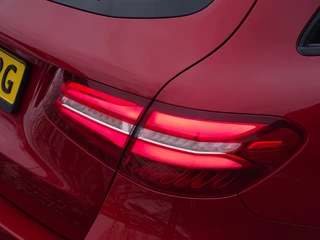Mercedes-Benz GLC Mercedes-Benz GLC 43 AMG 367PK 4MATIC / 2016 / LED - afbeelding nr 61