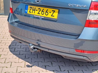 Škoda Octavia Škoda Octavia Combi 1.0 TSI Greentech Ambition Business | LED | Trekhaak | Navi | PDC | App-connect | - afbeelding nr 9