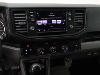 Volkswagen Crafter Volkswagen Crafter 2.0TDI 140PK L3H2 Highline | Navigatie | Parkpilot | Betimmering - afbeelding nr 16
