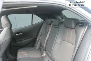 Toyota Corolla Toyota Corolla 2.0 Hybrid GR-Sport Plus I Panoramadak I JBL I NL-auto - afbeelding nr 23