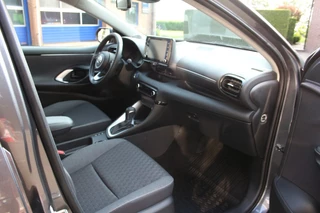 Toyota Yaris Toyota Yaris 1.5 Hyb. Dynamic Plus, Stoel en Stuurverw, Camera - afbeelding nr 16