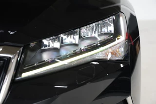 Škoda Superb Škoda Superb Combi 1.4TSI iV 218PK Business Ed. Plus *NAP/Trekh/Virtual/Stoelvw/Keyless* - afbeelding nr 8