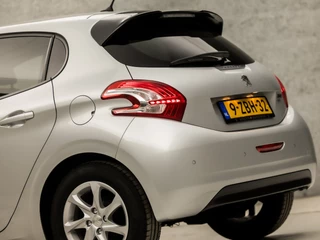 Peugeot 208 Peugeot 208 1.2 e-VTi Sport Automaat (NAVIGATIE, GETINT GLAS, LM VELGEN, SPORTSTOELEN, CRUISE, PARKEERSENSOREN, NIEUWE APK, NIEUWSTAAT) - afbeelding nr 11