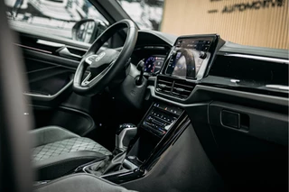 Volkswagen T-Roc Volkswagen T-Roc 1.5 TSI R-Line Edition Goed uitgevoerde T-Roc face lift R-line - afbeelding nr 17