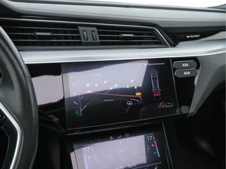Audi e-tron Audi e-tron 50 Quattro S-Line Launch-Edition-Black 71 kWh (INCL-BTW) *PANO | LEATHER-MICROFIBRE | DIGI-COCKPIT | FULL-LED | MEMORY-PACK | ADAPTIVE-CRUISE | HEATED-SPORTSEATS | NAVI-FULLMAP | KEYLESS | SHIFT-PADDLES | 20