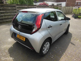 Toyota Aygo Toyota Aygo 1.0 VVT-i x-fun - afbeelding nr 6