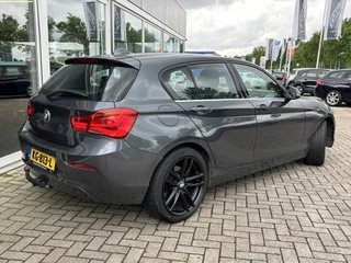 BMW 1 Serie 50% deal 6.975,- ACTIE Trekhaak / LED / Sport stoelen / Stoel verwarming / PDC achter - afbeelding nr 9