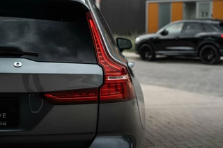 Volvo V60 Volvo V60 2.0 T6 340PK AWD R-Design Head Up|360|Pano|Bomvol! - afbeelding nr 18