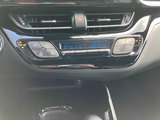 Toyota C-HR Toyota C-HR 1.8 Hybrid Team D AUT. | 1e eigenaar | navigatie | stoel/stuurverw. | camera | carplay | parkeersensoren - afbeelding nr 32