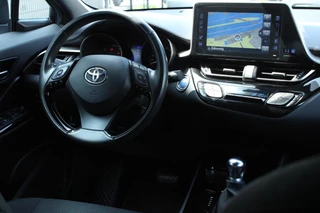 Toyota C-HR Toyota C-HR 1.8 Hybrid Camera Stuur&Stoelverwarming Cruise - afbeelding nr 2