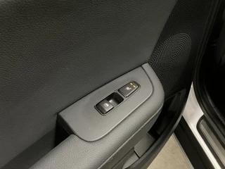 Kia XCeed Kia XCeed 1.6 GDi PHEV DynamicPlusLine 140 pk AUT. | 1e eigenaar | dealer onderhouden | navigatie | adaptieve cruise | + winterset - afbeelding nr 20