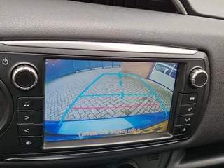 Toyota Yaris Toyota Yaris 1.0 VVT-i Aspiration 5-drs Clima NL-auto Camera Navi - afbeelding nr 12