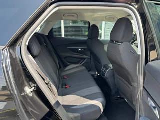 Peugeot 3008 Peugeot 3008 1.2 Autom. Executive 130pk + Lmv + Navi + Pdc - 56.140 km Uniek! - afbeelding nr 8