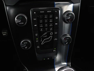 Volvo V40 Volvo V40 2.0 D2 R-Design | Stoelverwarming | Trekhaak |  Xenon | Leder/Alcantara | Navigatie | Parkeerhulp | Climate control - afbeelding nr 21