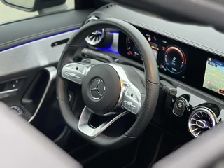 Mercedes-Benz CLA Mercedes CLA-klasse 250 e AMG CLA250e Coupe Panoramadak|Keyless|Advanced sound|Sfeerverlichting|Night pakket - afbeelding nr 35