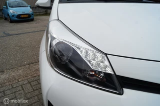 Toyota Yaris Toyota Yaris 1.5 Full Hybrid Aspiration dealeronderhouden. - afbeelding nr 11