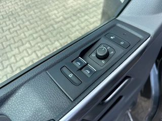 Volkswagen Transporter Volkswagen Transporter 2.0 TDI 199pk DSG BULLI DC bj2020 *Led *Virtual cockpit *Adaptive *Dubbele schuifdeur - afbeelding nr 19