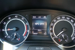 Škoda Fabia Škoda Fabia 1.0 TSI MONTE CARLO PANODAK/TREKHAAK/NAVI/NL-AUTO - afbeelding nr 13