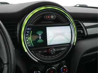 MINI Electric (INCL-BTW) *HEAD-UP | HARMAN/KARDON-AUDIO | LEATHER-ALCANTARA | MATRIX-LED | CAMERA | KEYLESS | NAVI-FULLMAP | DAB+ | ECC | HEATED-SPORT-SEATS | DIGI-COCKPIT | PDC | CRUISE | 17