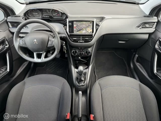 Peugeot 208 Peugeot 208 1.2 PureTech Allure Navi Carplay PDC Cruise Control - afbeelding nr 4