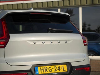 Volvo XC40 Volvo XC40 1.5 T3 Momentum Pro | Intellisafe ProLine & Surround | Audio Line | El. achterklep | Navi + Apple Carplay & Android Auto | Stoelverwarming | PDC V+A + Camera achter | Full LED | Draadloos opladen - afbeelding nr 40