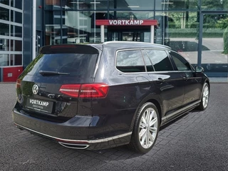 Volkswagen Passat Volkswagen Passat 1.8 TSI DSG R-LINE PANO-DAK/TREKHAAK/360-CAMERA/LEDER/NAVI/ACC/CARPLAY - afbeelding nr 5