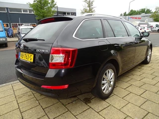 Škoda Octavia Škoda Octavia 1.0 TSI GRT AMB BNS-Navi-Blth-Media-Cruise-Usb-Clima - afbeelding nr 3