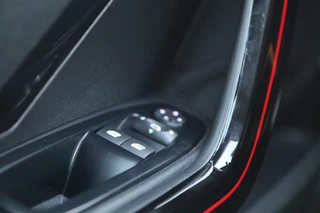 Peugeot 208 Peugeot 208 1.2 PureTech GT-line 110 pk Carplay|Cruise|Camera|Ecc|Navi|Lmv|Cruise - afbeelding nr 12