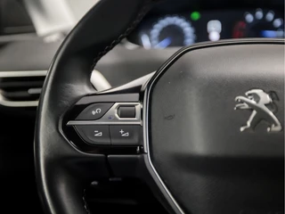 Peugeot 5008 Peugeot 5008 1.2 PureTech Sport 7 Persoons (APPLE CARPLAY, GROOT NAVI, PARKEERSENSOREN, SPORTSTOELEN, CRUISE, LANE ASSIST, NIEUWE APK, NIEUWSTAAT) - afbeelding nr 18