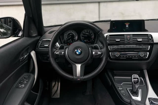 BMW 1 Serie BMW 1-serie M140i xDrive Harman Kardon Dak Leer - afbeelding nr 20