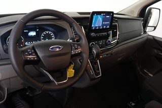 Ford Transit Custom Ford Transit Custom 300 2.0 TDCI 130pk AutoL2H1 Limited Dubbele cabine Ford Transit Custom 300 2.0 TDCI L2H1 Limited Dubbele cabine  Navi Airco 2 Schuifdeuren Trekhaak PDC Carplay DAB - afbeelding nr 2