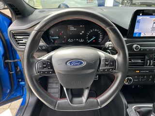 Ford Focus 50% deal 6.475,- ACTIE Camera / Cruise / Telefoon / Navi / Automatisch inparkeren - afbeelding nr 2