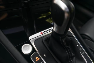 Volkswagen Golf Volkswagen Golf 2.0 TSI 4Motion R Pano Dynaudio Camera Leer - afbeelding nr 29