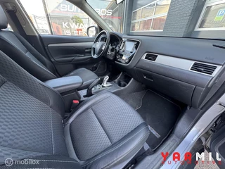 Mitsubishi Outlander Mitsubishi Outlander 2.0 PHEV Executive Edition NAP DEALER ONDERHOUDEN ZEER NETTE WAGEN - afbeelding nr 17