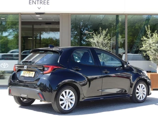 Toyota Yaris Toyota Yaris 1.5 Hybrid Business Plus | Stoelverw | Apple Car-play - afbeelding nr 28