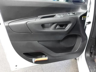 Peugeot Partner Peugeot Partner 100pk L1 Navigatie Apple Carplay Trekhaak Parkeersensoren Camera  Cruise control - afbeelding nr 12