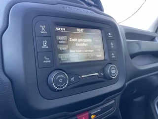 Jeep Renegade | Automaat | Panoramadak | Navigatie - afbeelding nr 24