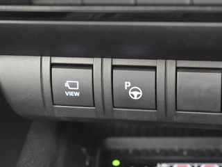 Toyota C-HR Toyota C-HR 1.8 Hybrid 140 First Edition | Parkeersensoren V+A | BLS | Elect - afbeelding nr 28