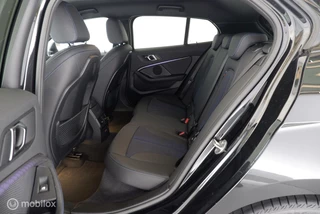 BMW 1 Serie BMW 1-serie 118i Automaat M-Sport Business Ed. Led|leer|cam|nav|dab|ecc|lmv17 - afbeelding nr 15