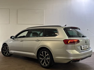 Volkswagen Passat Volkswagen Passat Variant GTE 218PK DSG HYBRID GTE BUSINESS VIRTUAL/NAVI/CAMERA*** - afbeelding nr 13