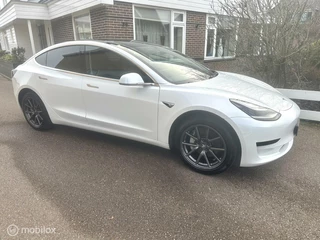 Tesla Model 3 Tesla Model 3 Standard RWD Plus 60 kWh PANORAMDAK STOELVERWARMING AUTOPILOT CAMERA NETTE AUTO!! - afbeelding nr 5