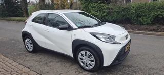 Toyota Aygo X 1.0 VVt-I MT Play*camera*apple/android*stoelverw.