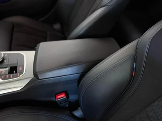 BMW 3 Serie BMW 3-serie Touring 330e 293pk M-Sport High Executive | Laser LED | Carplay | Adaptive cruise | Trekhaak - afbeelding nr 35