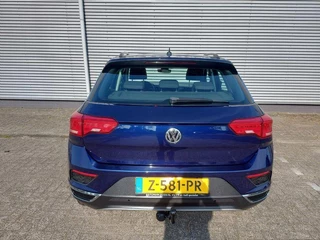Volkswagen T-Roc Volkswagen T-Roc 1.5 TSI Style Automaat,trekhaak, applecarplay/android/nav,airco,cruisecontrol,stoel/stuurverwarming,trekhaak - afbeelding nr 5