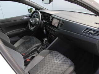 Volkswagen Polo Volkswagen Polo 1.0 TSI 110pk DSG R-Line | Acc | Lane | Camera - afbeelding nr 10