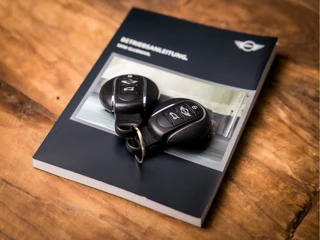 MINI Clubman (SCHERM, CLIMATE, STOELVERWARMING, SPORTSTOELEN, CRUISE, PARKEERSENSOREN, NIEUWE APK, NIEUWSTAAT) - afbeelding nr 18