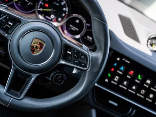 Porsche Cayenne Porsche Cayenne Coupé 3.0 E-Hybrid|PANO|SPORTCHRONO|INCL BTW - afbeelding nr 31