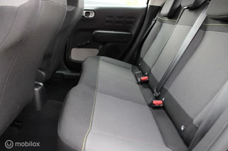 Citroën C3 Citroen C3 1.2 PureTech Feel, Pdc, App connect, Cruise, Airco, Navi. - afbeelding nr 8