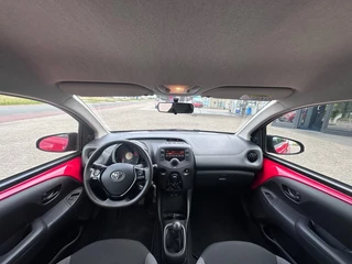 Toyota Aygo Toyota Aygo 1.0 VVT-I 5-drs x-fun '' Airco - Elektrische ramen - CPV '' - afbeelding nr 13