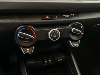 Kia Rio Kia Rio 1.0 TGDI DynamicLine NAVI CRUISE LM CARPLAY - afbeelding nr 26
